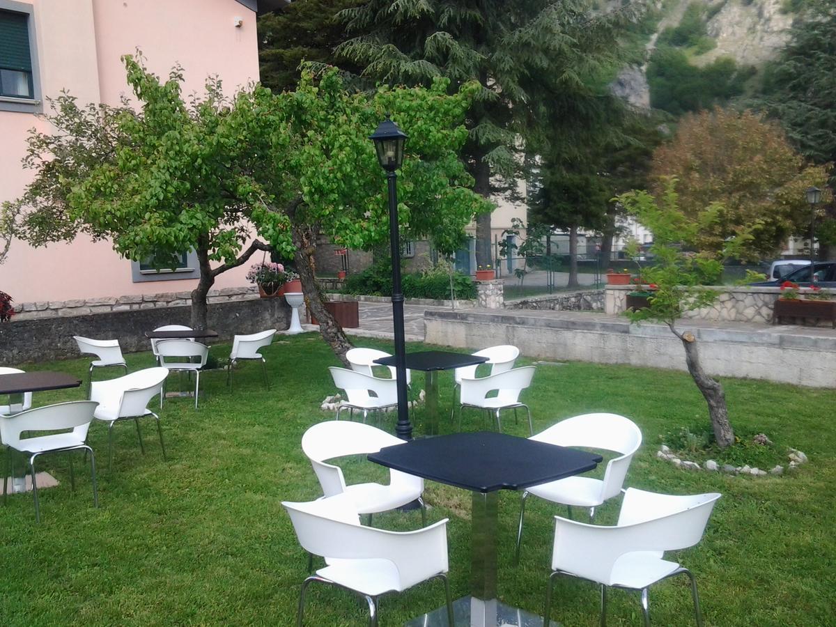 Hotel Casale Maginulfo Roccamandolfi Exterior foto